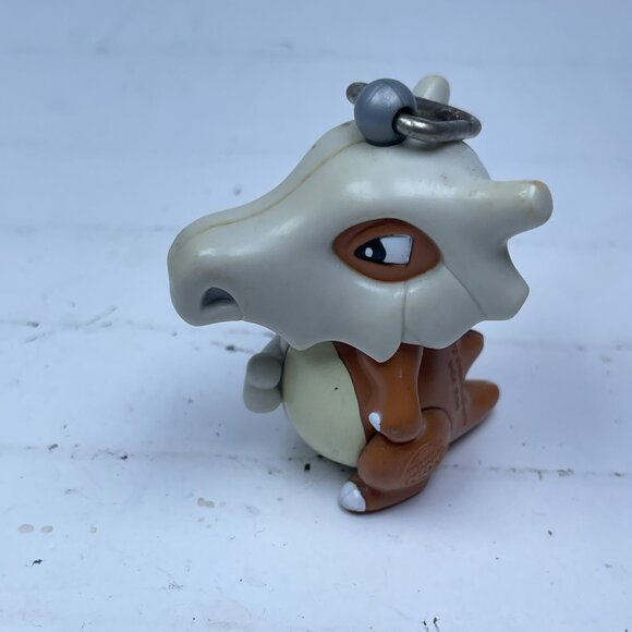 VINTAGE 1999 Burger King Cubone Pokemon Mini-Figure Keychain - Picture 5 of 11